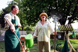 In Beeten und Bäumen, eine Gartenlesung mit Musik