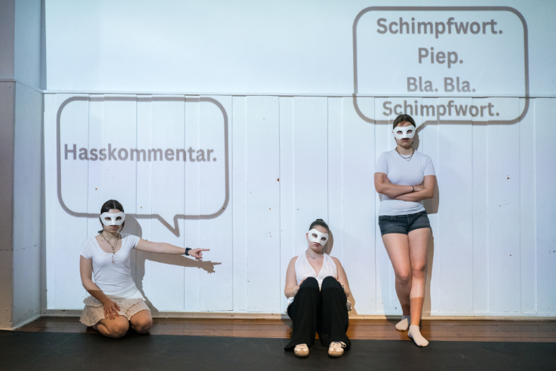 Eine-Nachricht-reicht-Stephan-Wriecz